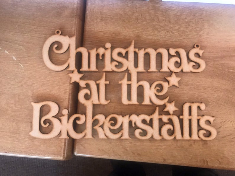 Personalised Christmas sign "at the family name sign". - Bangor Signage, Print & Embroidery